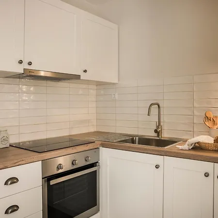 شقة Marissa's Elegant Retreats