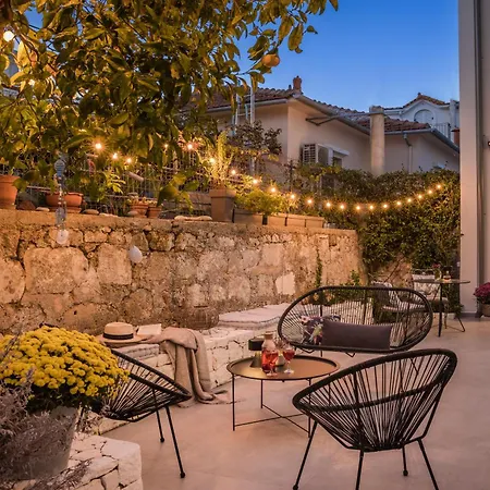 Marissa's Elegant Retreats Apartamento