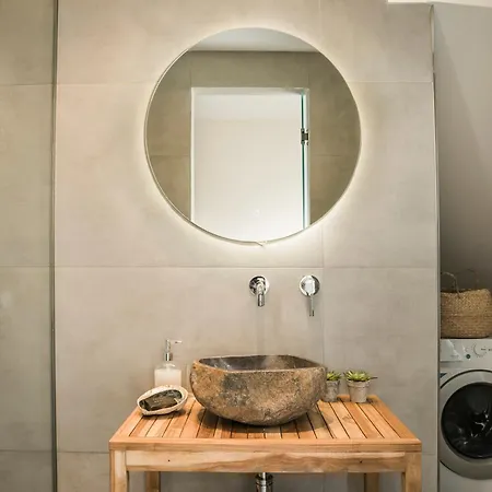 Marissa's Elegant Retreats